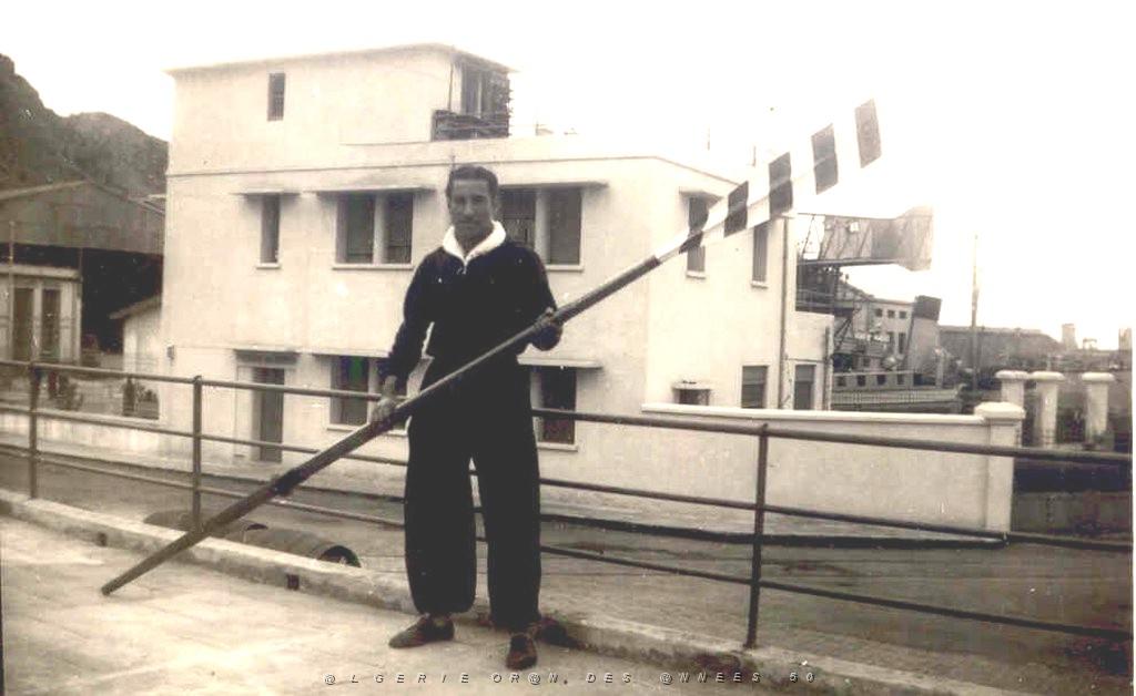 AVIRON YACHT CLUB D ORAN martinez.jpg
